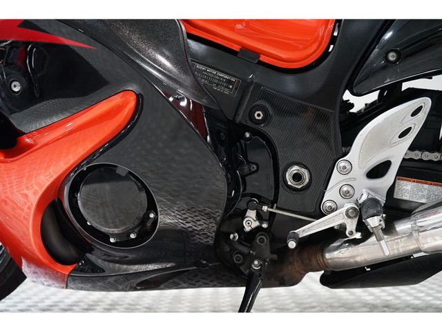 suzuki - gsx-r-1300-hayabusa