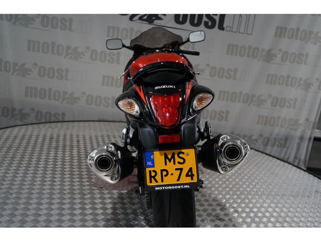 suzuki - gsx-r-1300-hayabusa