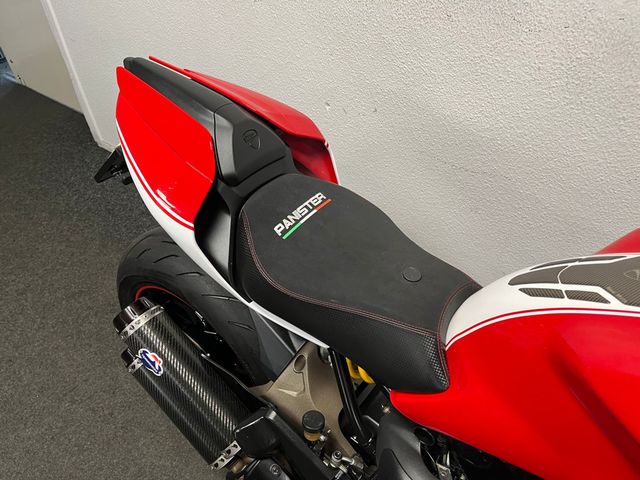 ducati - monster-821