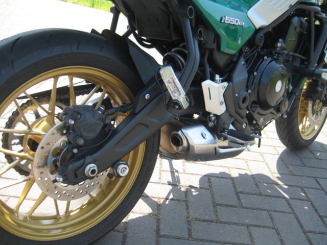 kawasaki - z650rs