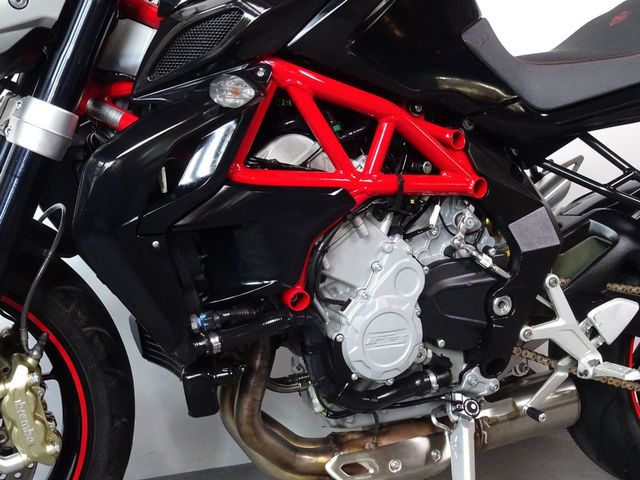 mv-agusta - brutale-800