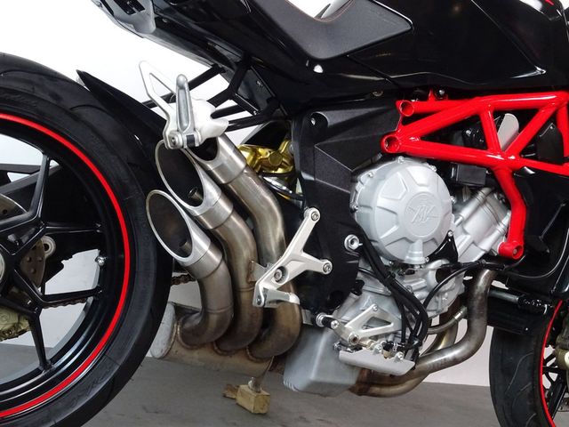 mv-agusta - brutale-800