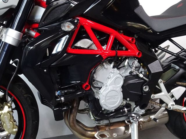 mv-agusta - brutale-800