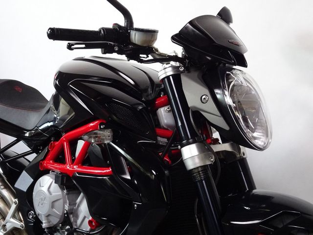 mv-agusta - brutale-800