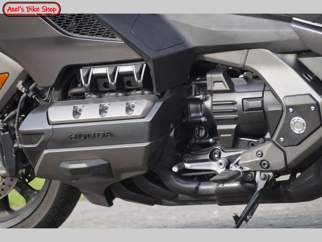 honda - gl-1800-goldwing-bagger