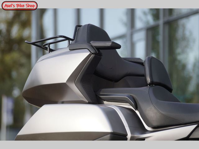 honda - gl-1800-goldwing-bagger