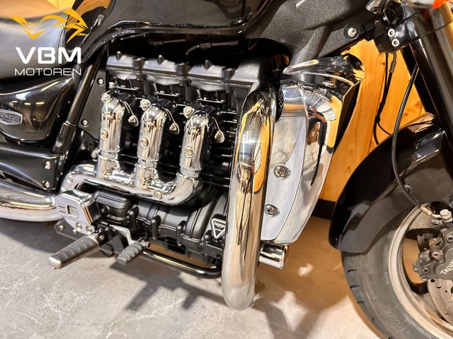 triumph - rocket-iii-roadster-abs