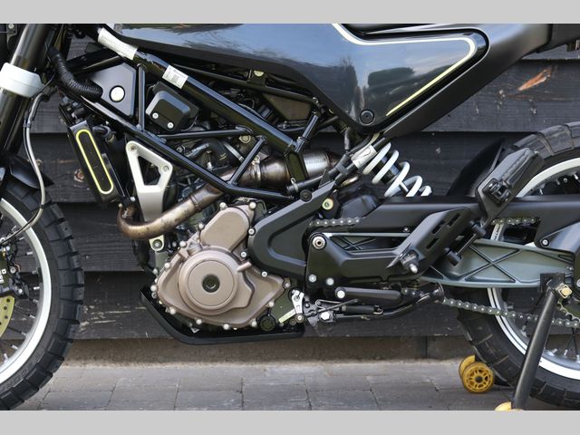 husqvarna - svartpilen-401