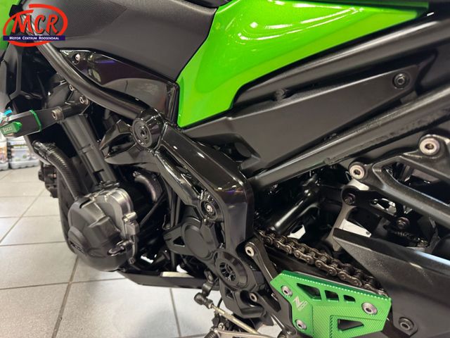kawasaki - z900