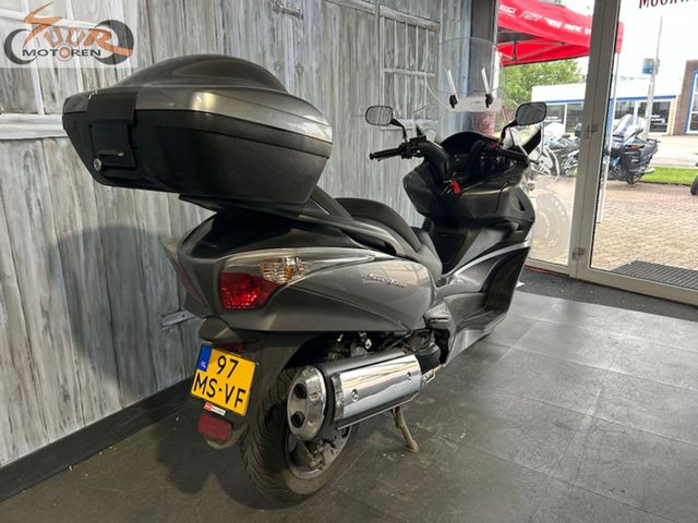 honda - fjs-400-silverwing