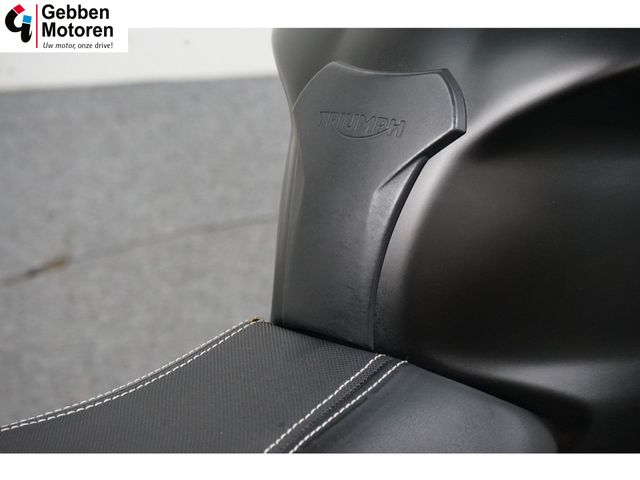 triumph - street-triple-rs