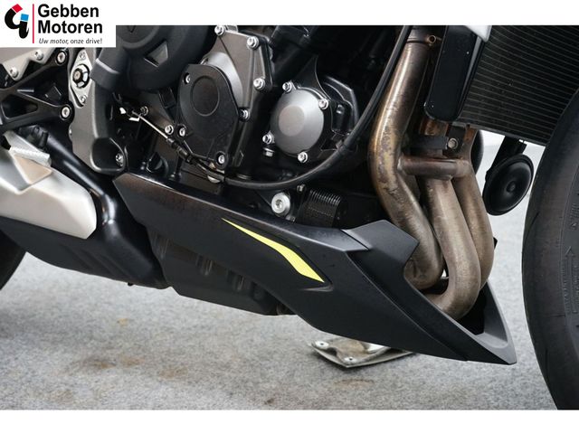 triumph - street-triple-rs