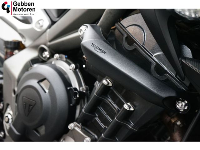 triumph - street-triple-rs