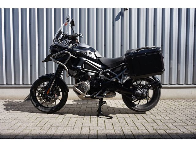 triumph - tiger-1200-gt-pro
