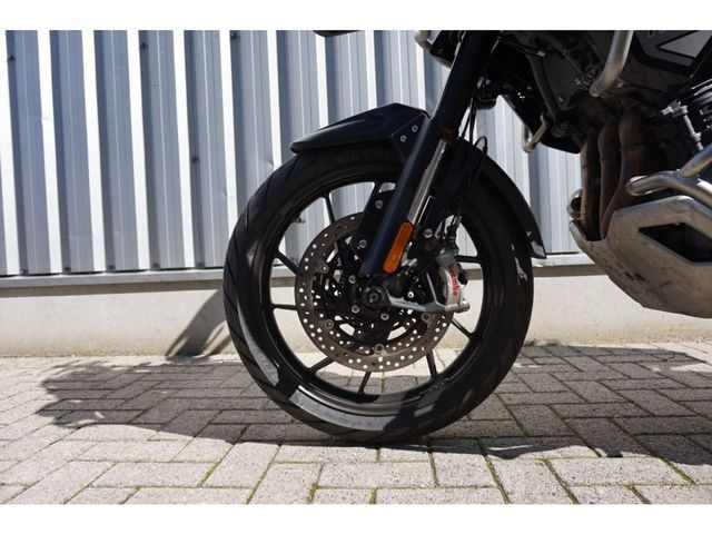 triumph - tiger-1200-gt-pro