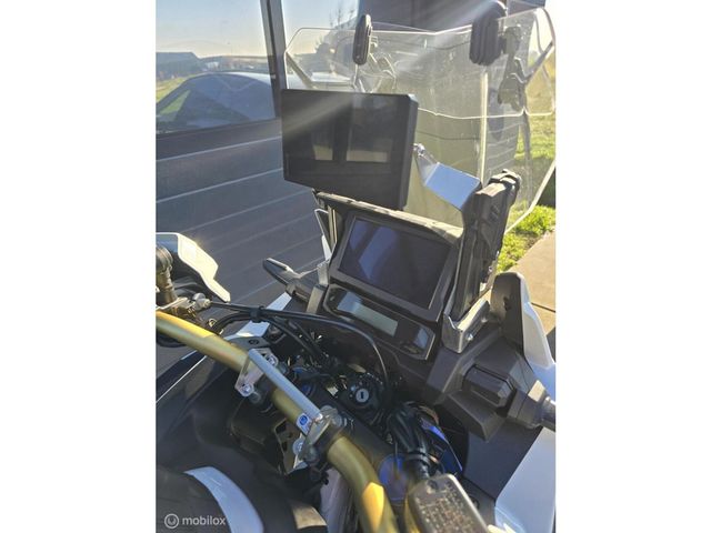 honda - crf-1100-l-africa-twin