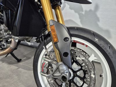 DUCATI HYPERMOTARD V2 SP  – foto 4