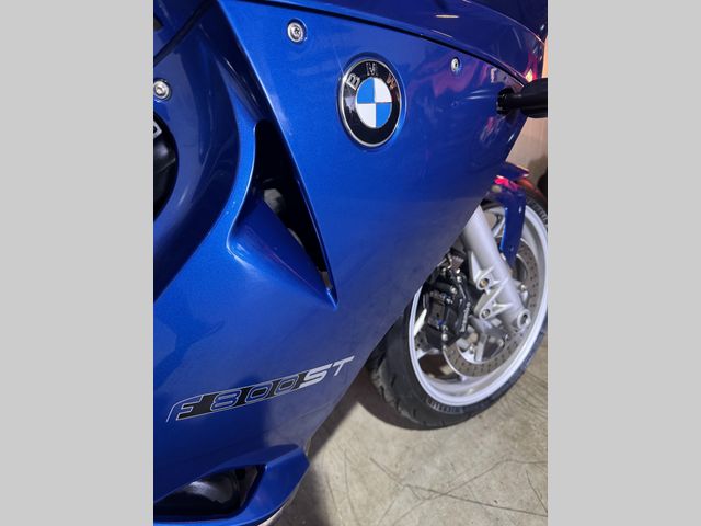 bmw - f-800-st