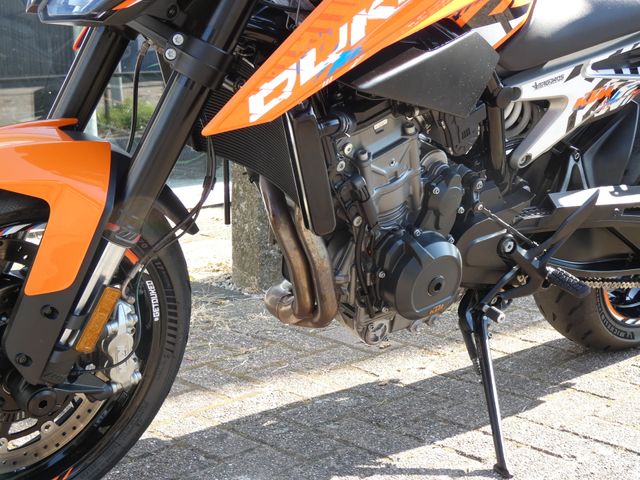 ktm - 790-duke