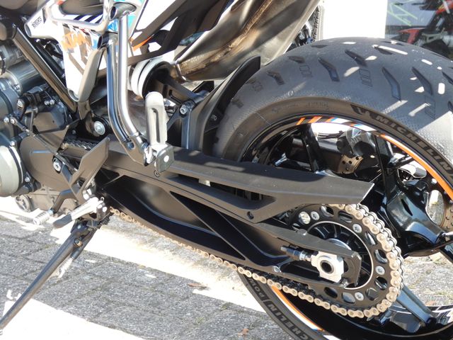 ktm - 790-duke