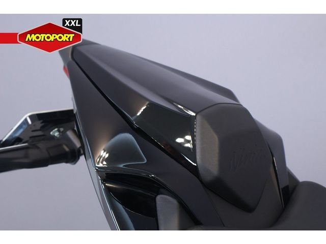 kawasaki - ninja-zx-6r