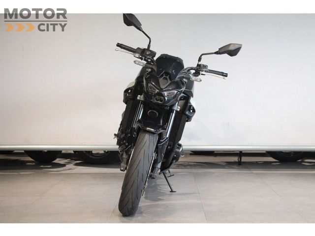 kawasaki - z900