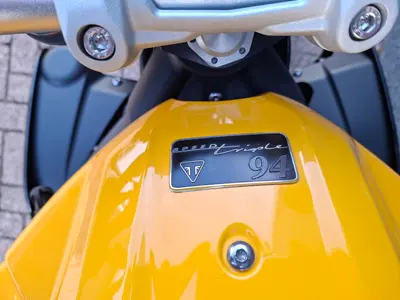 TRIUMPH SPEED TRIPLE R – foto 3
