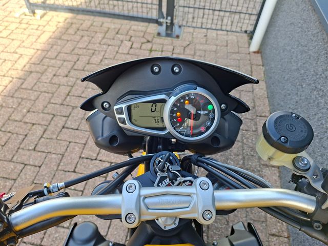 triumph - speed-triple-1050-abs
