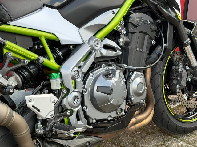 kawasaki - z900