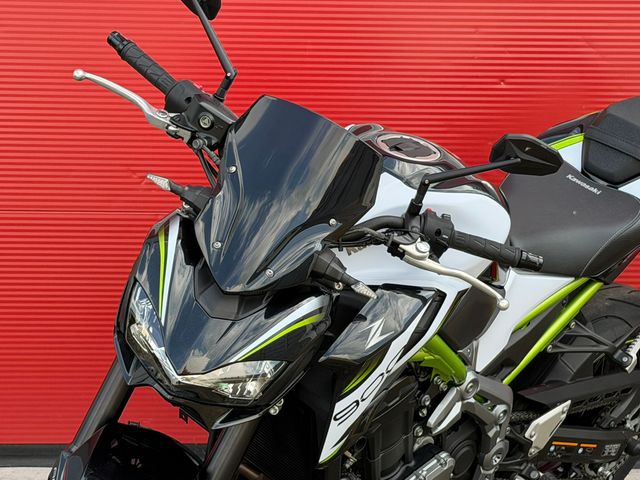 kawasaki - z900