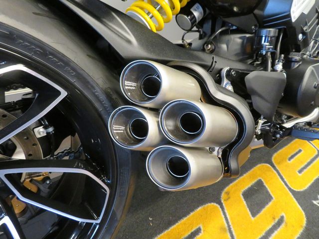 ducati - diavel-v4