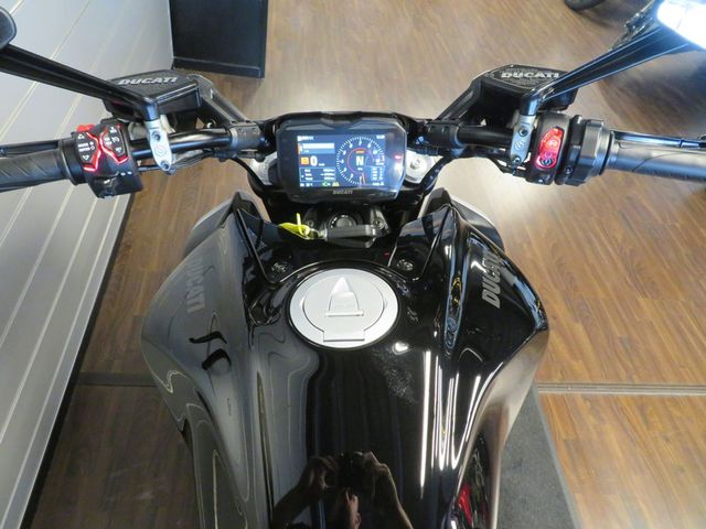 ducati - diavel-v4