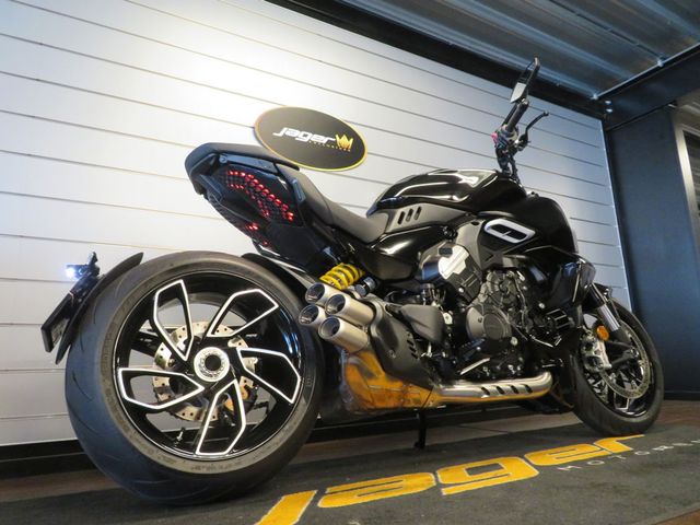 ducati - diavel-v4