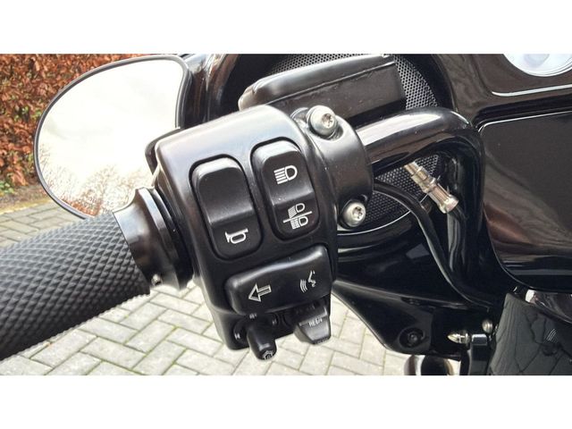 harley-davidson - street-glide-special-flhxs