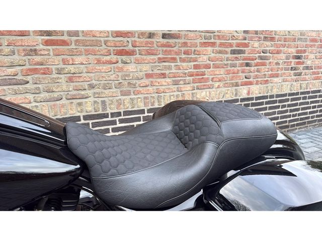 harley-davidson - street-glide-special-flhxs