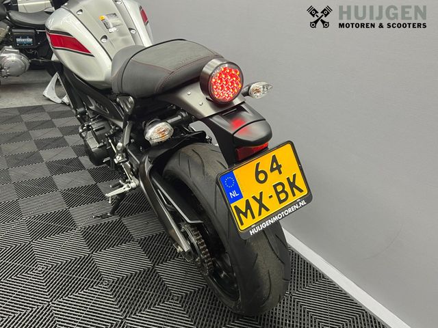 yamaha - xsr-900