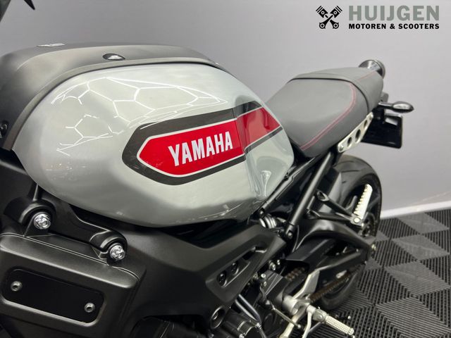 yamaha - xsr-900