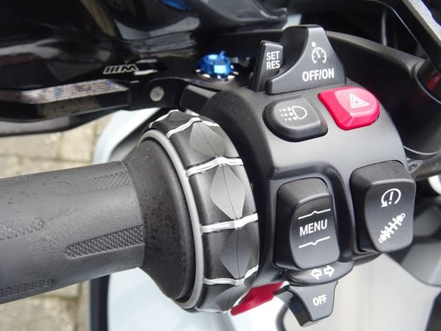 bmw - s-1000-xr