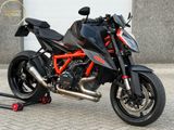 KTM 1290 SUPER DUKE R