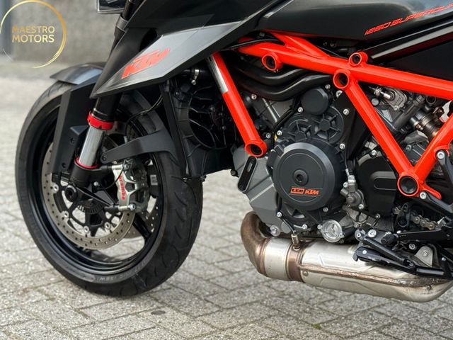 ktm - 1290-super-duke-r