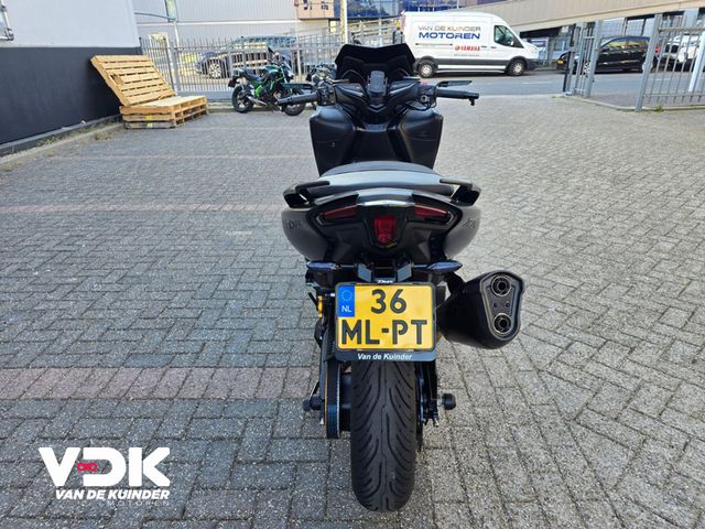 yamaha - tmax-tech-max