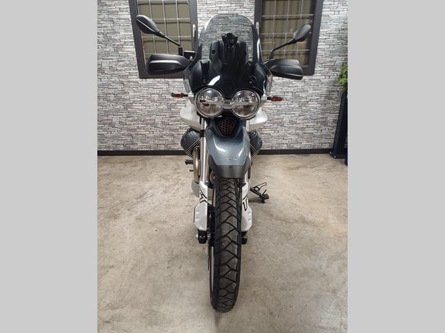 moto-guzzi - v-85-tt