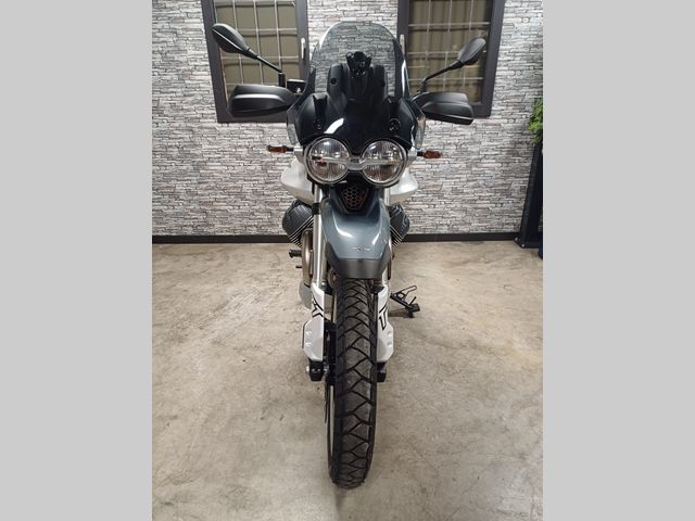 moto-guzzi - v-85-tt