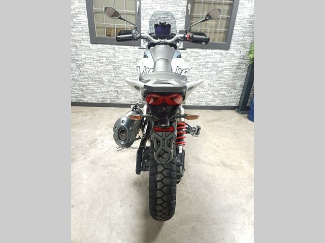 moto-guzzi - v-85-tt