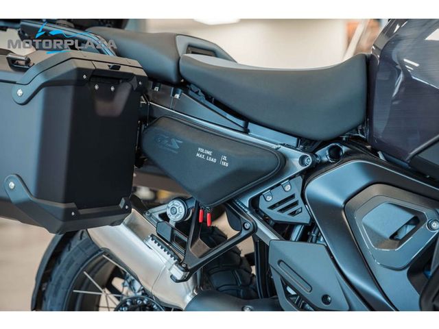 bmw - r-1300-gs-adventure