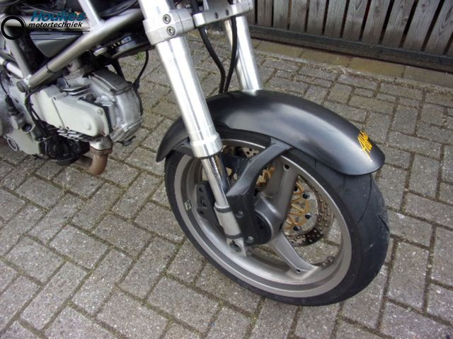 ducati - m-600-dark