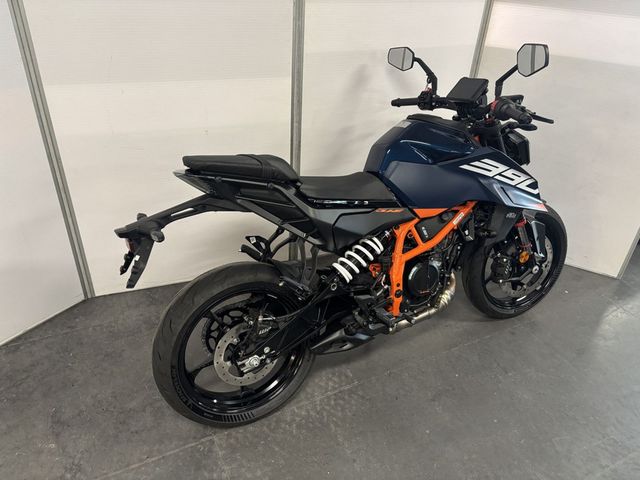 ktm - 390-duke-abs