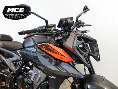 KTM 990 DUKE – foto 3