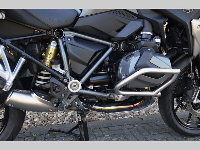 bmw - r-1250-gs-triple-black