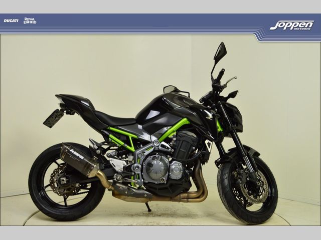 kawasaki - z900